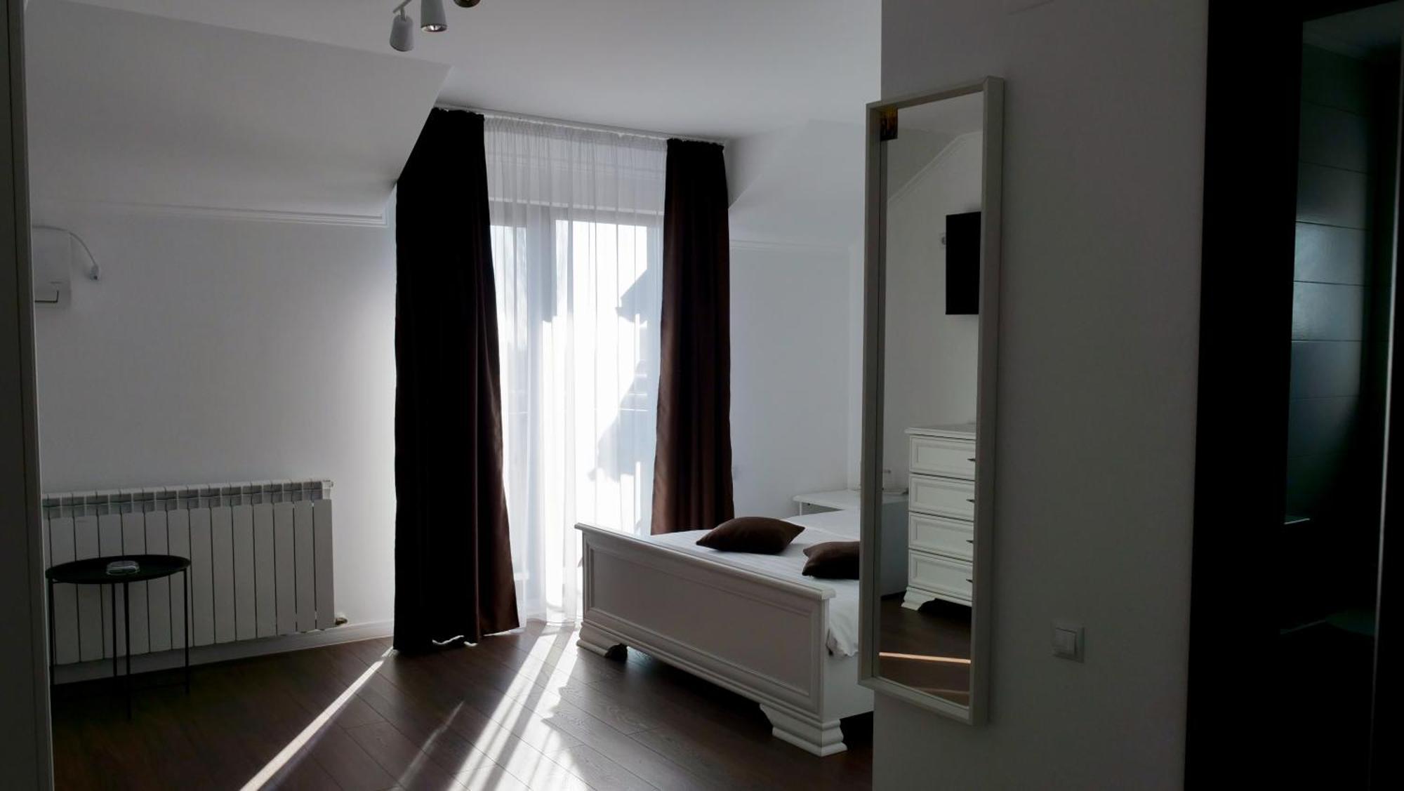 Готель Casa Ambientt Куртя-де-Арджеш Екстер'єр фото